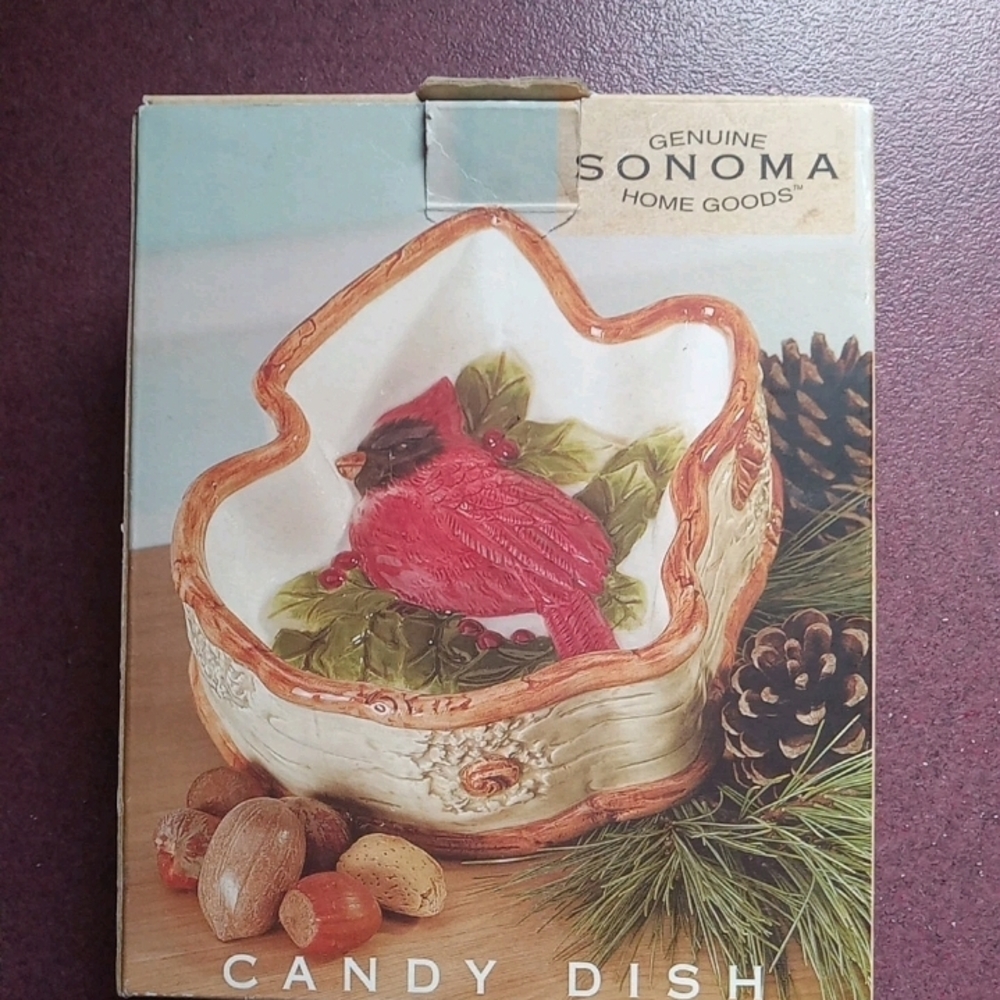 Sonoma Home Goods Red Cardinal Candy Trinket or Jewelry Dish 6.75" X 4.5”